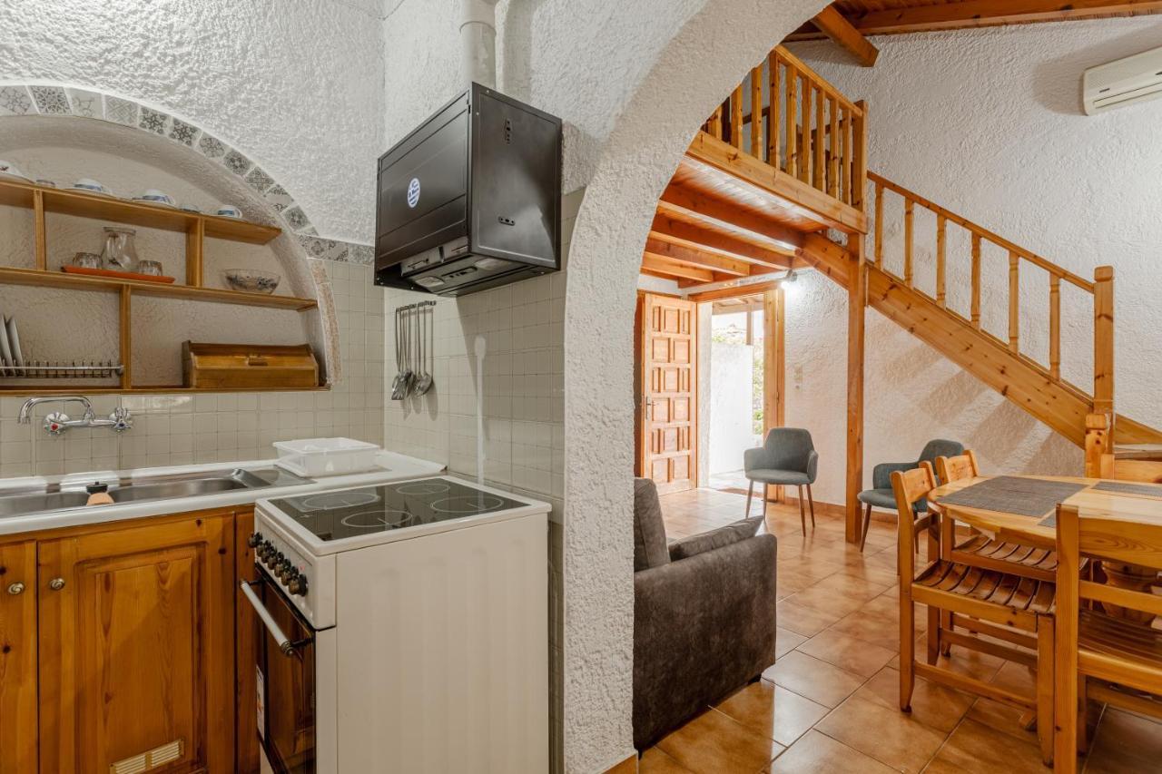 Sophia's Maisonette 1